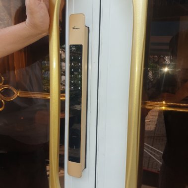 Khóa thông minh tự động cửa nhôm sắt chống nước DEMAX SL801 YB APP WIFI