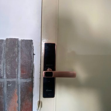 Khóa thông minh Demax SL-C320 AC - App Wifi - Giá rẻ - Công nghệ Đức