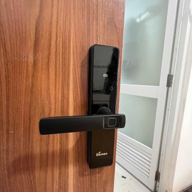 Khóa thông minh Demax SL-C320 BL- App Wifi - Giá rẻ - Công nghệ Đức