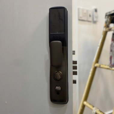 Khóa thông minh Demax SL818 AC REMOTE