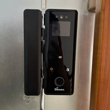 Khóa thông minh cửa kính Face ID Demax SL900 G-SD Remote - Tích hợp chấm công