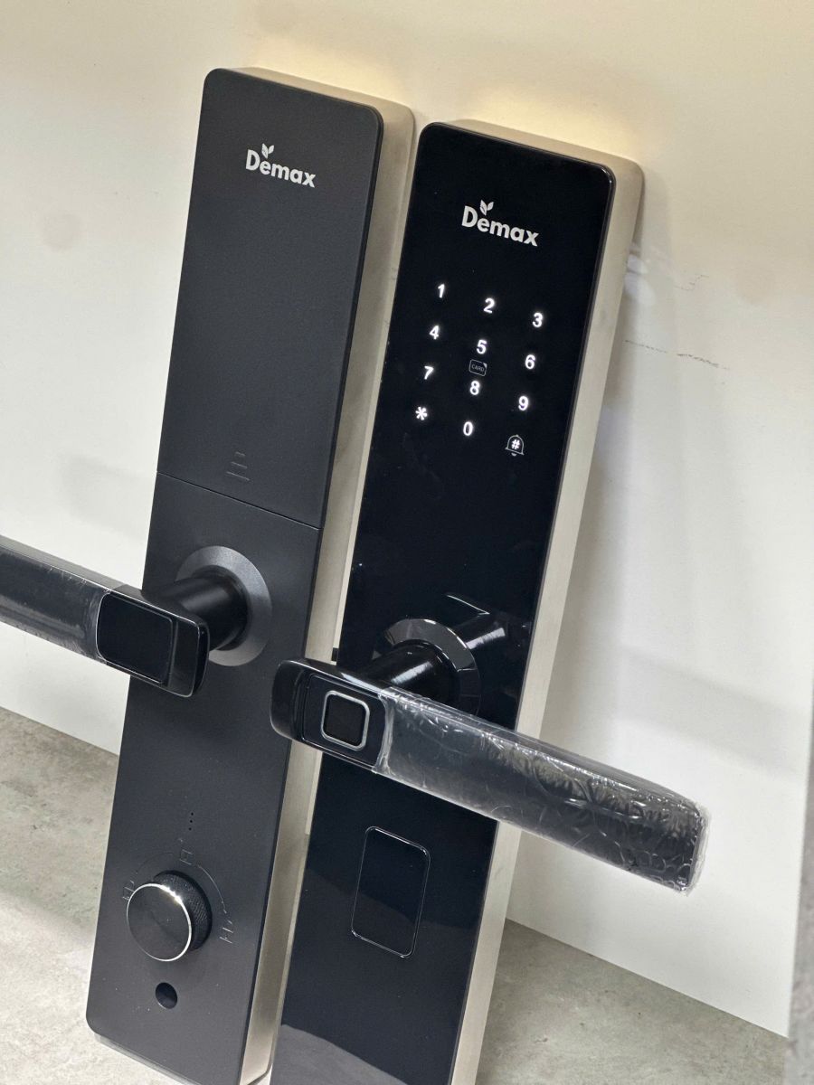 Khóa điện tử thông minh Demax EL-C88 SV App Wifi