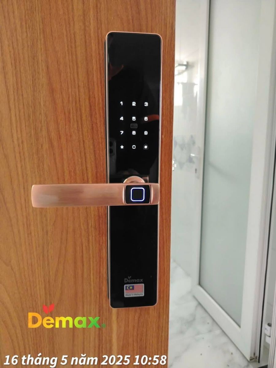 Khóa vân tay thông minh DEMAX EL-C622 AC