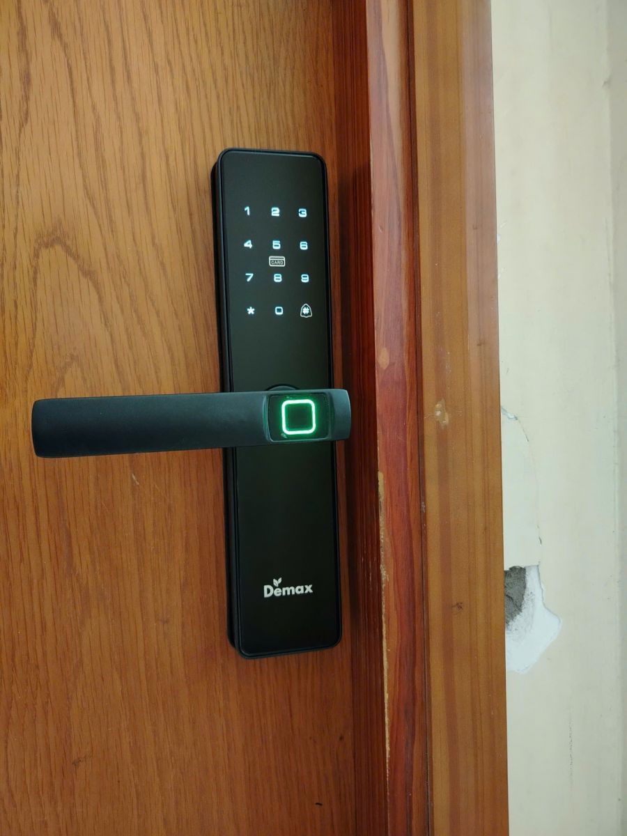 Khóa thông minh Demax SL-C320 BL- App Wifi - Giá rẻ - Công nghệ Đức
