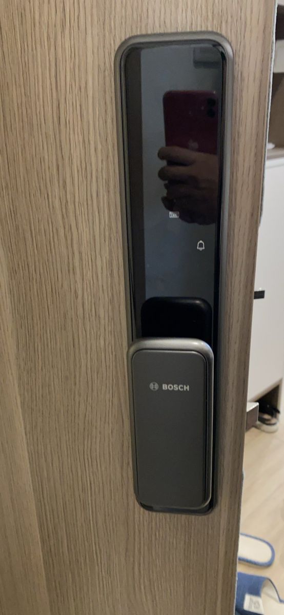 Khóa vân tay tự động Bosch EL 600 EU GRAY (Màu xám)